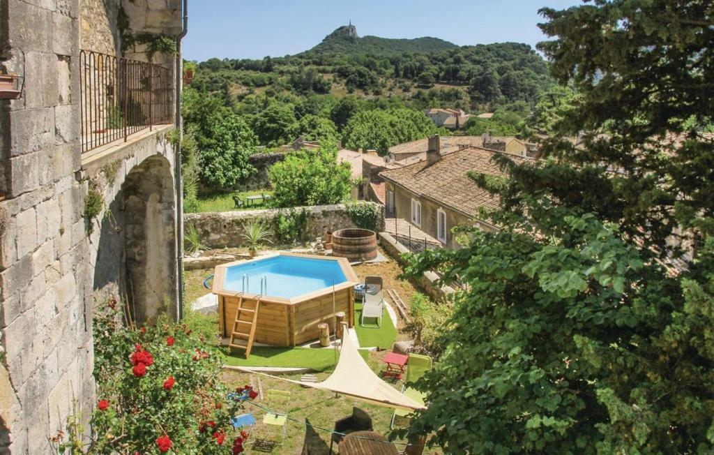 Les Jardins De La Cathedrale Chambres D Hotes Gite De Groupe Viviers Exterior photo